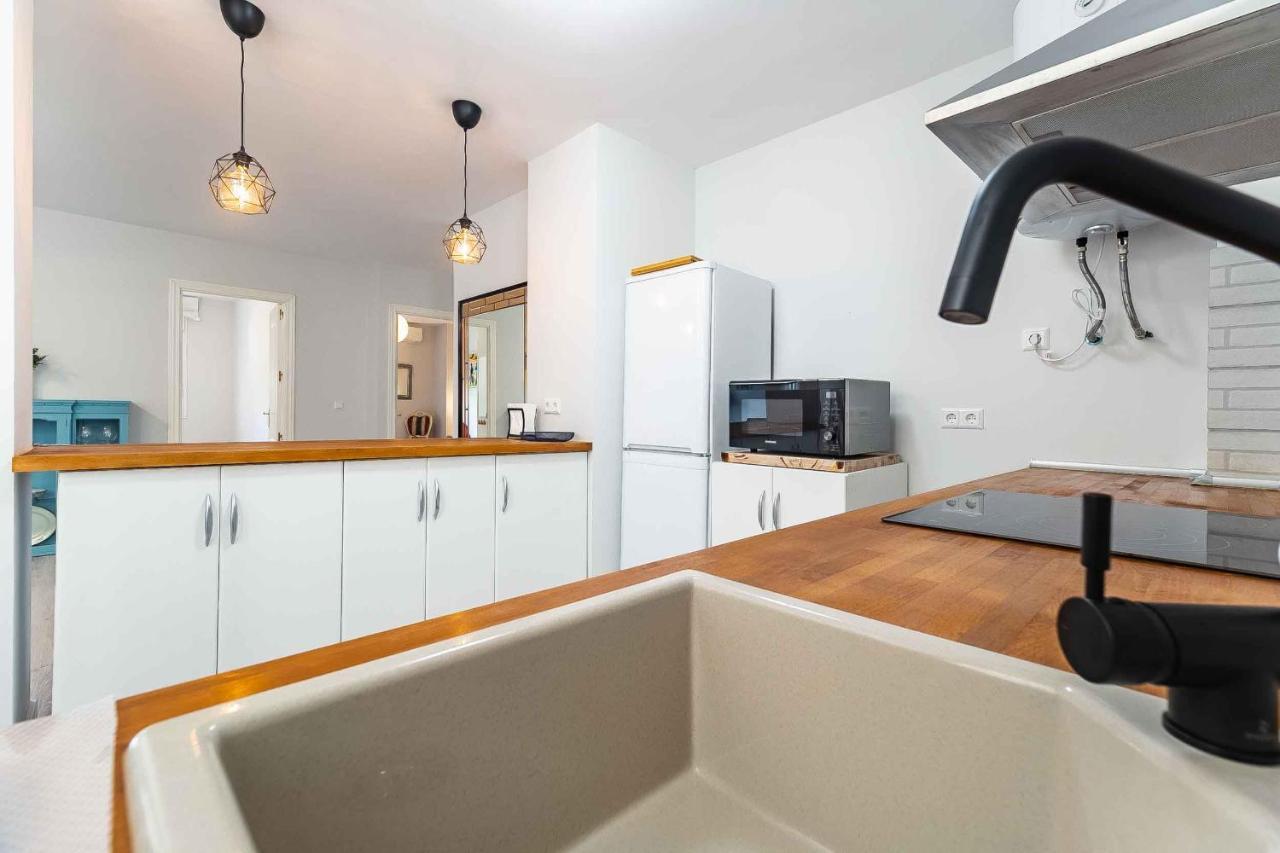 Apartamento renovado, tu escapada de vacaciones ideal Fuengirola Exterior foto