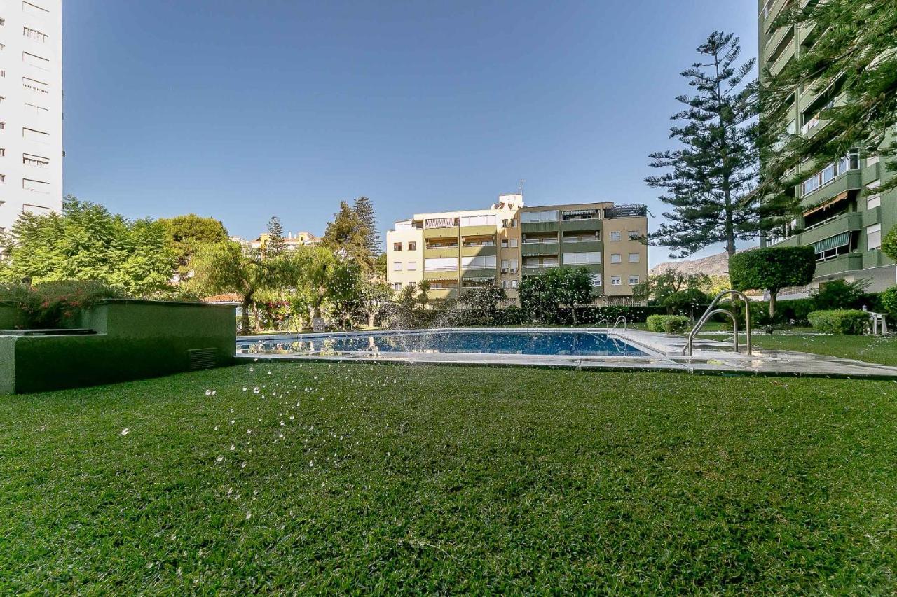 Apartamento renovado, tu escapada de vacaciones ideal Fuengirola Exterior foto