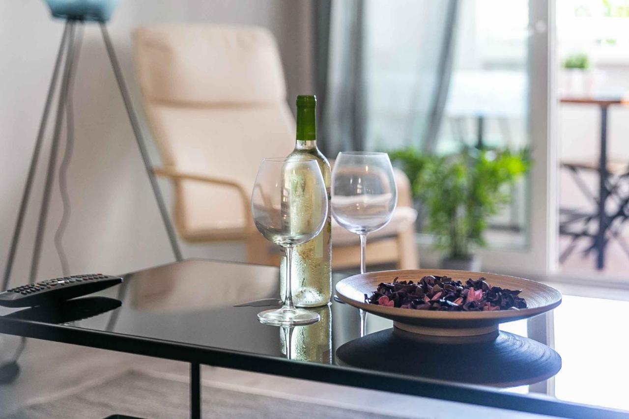Apartamento renovado, tu escapada de vacaciones ideal Fuengirola Exterior foto