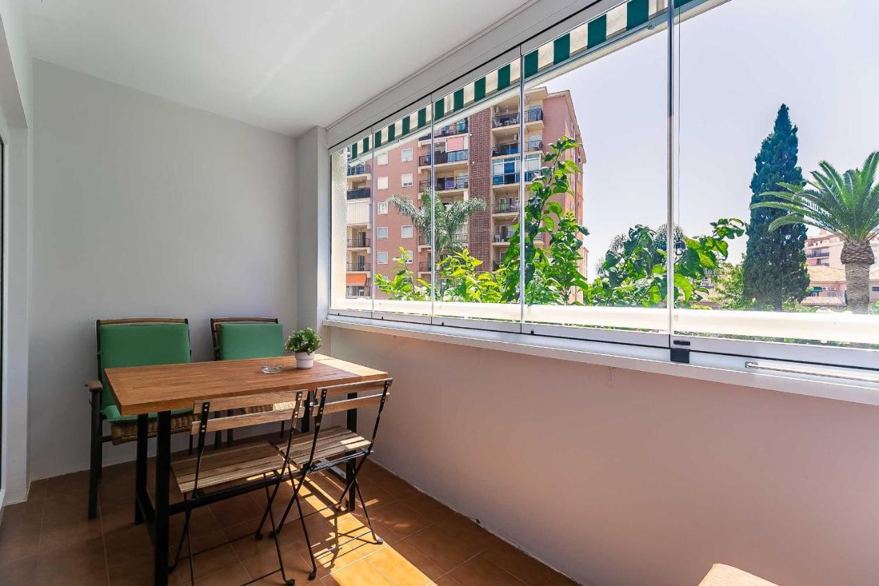 Apartamento renovado, tu escapada de vacaciones ideal Fuengirola Exterior foto