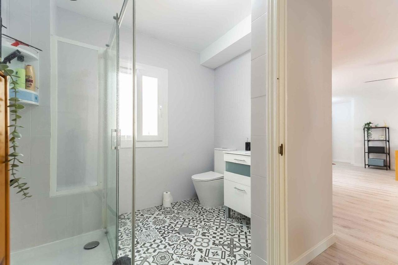 Apartamento renovado, tu escapada de vacaciones ideal Fuengirola Exterior foto